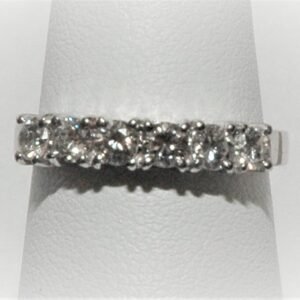 Platinum Elegance: Brilliant Diamond Band for Cherished Moments/ 0.85 carat