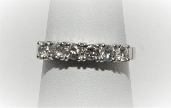 Platinum Elegance: Brilliant Diamond Band for Cherished Moments/ 0.85 carat