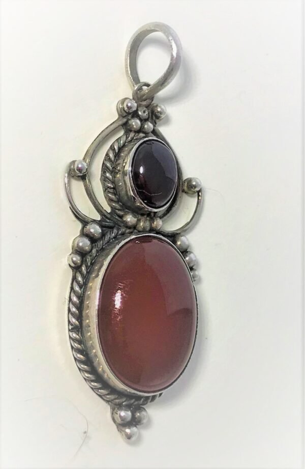 Chalcedony and silver pendant