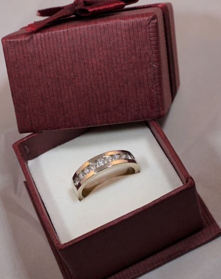 Unisex Diamond Band in 14K White Gold/ Wedding or, Anniversary Diamond Band